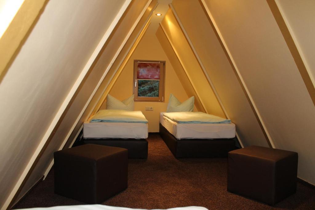Hotel Reifenstein Kleinbartloff Room photo